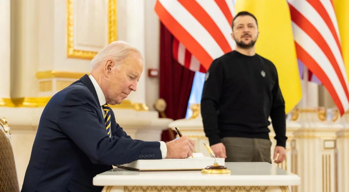 Joe Biden w Kijowie. Ekspert: pomoc gospodarcza USA dla Ukrainy jest równie istotna jak ta militarna