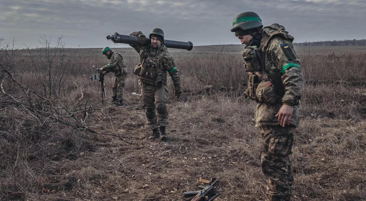 Barbarzyńskie ataki Rosjan. Okupanci szturmują Donbas i Zaporoże, Ukraina się broni