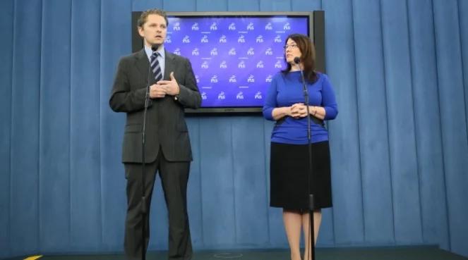 PiS: konferencja prokuratury przedwczesna