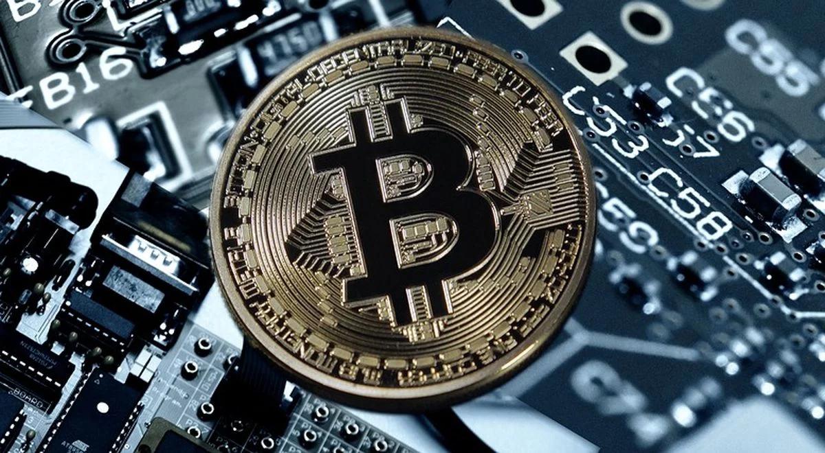 Będzie polski bitcoin? Resort cyfryzacji dementuje 