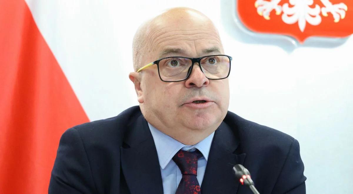 Tomasz Zimoch został zawieszony. Ostro skomentował spotkanie Hołowni z PiS