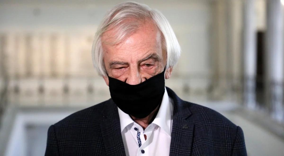 "Posłowie mają różne pomysły, zobaczymy, czy wróci". Terlecki o odejściu Kołakowskiego z klubu PiS
