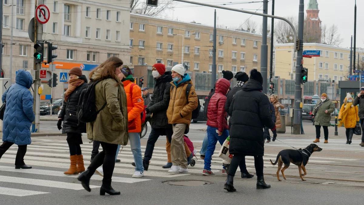 Kosiński: w okresie wiosenno-letnim temat COVID-19 znika