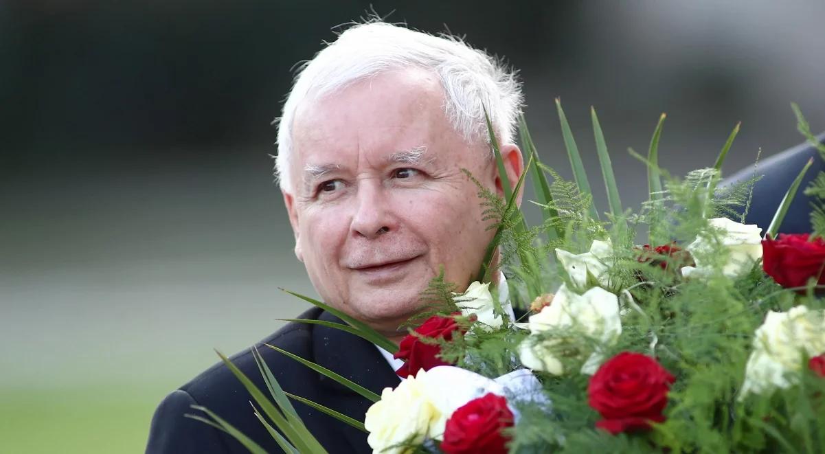 Jarosław Kaczyński przeznaczył trzynastą emeryturę na cele charytatywne