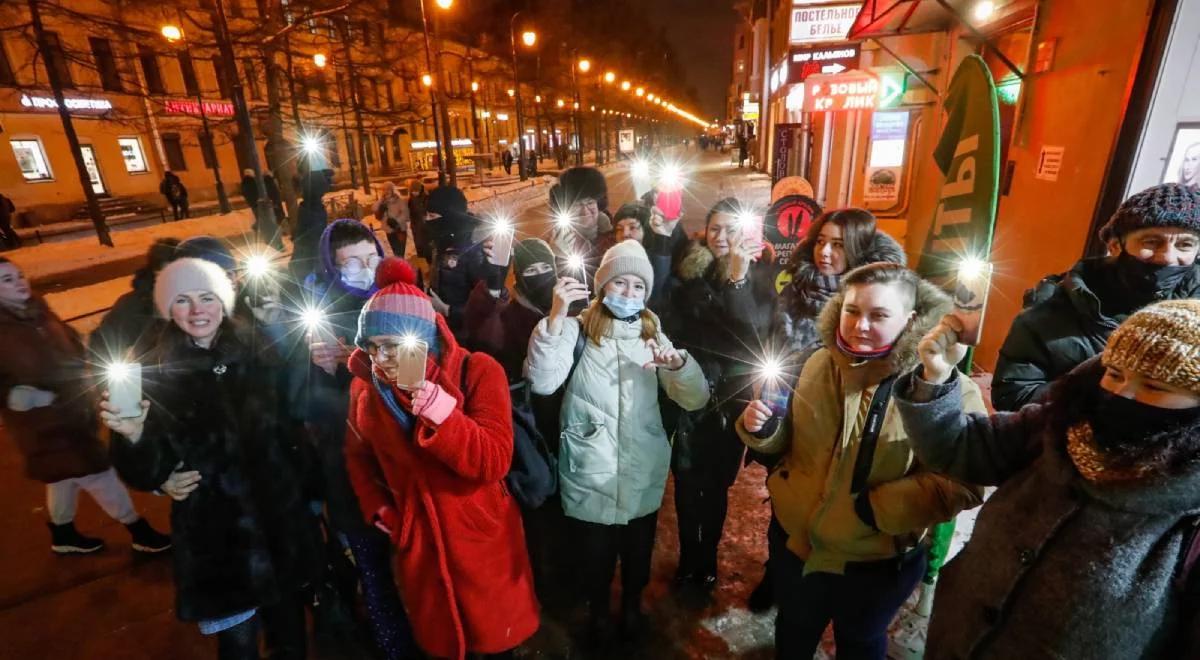 Rosja: zatrzymania uczestników hapenningu w obronie Aleksieja Nawalnego