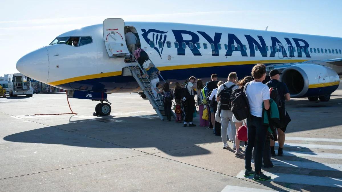 Bagaż podręczny w samolocie. Ryanair zwiększy limit