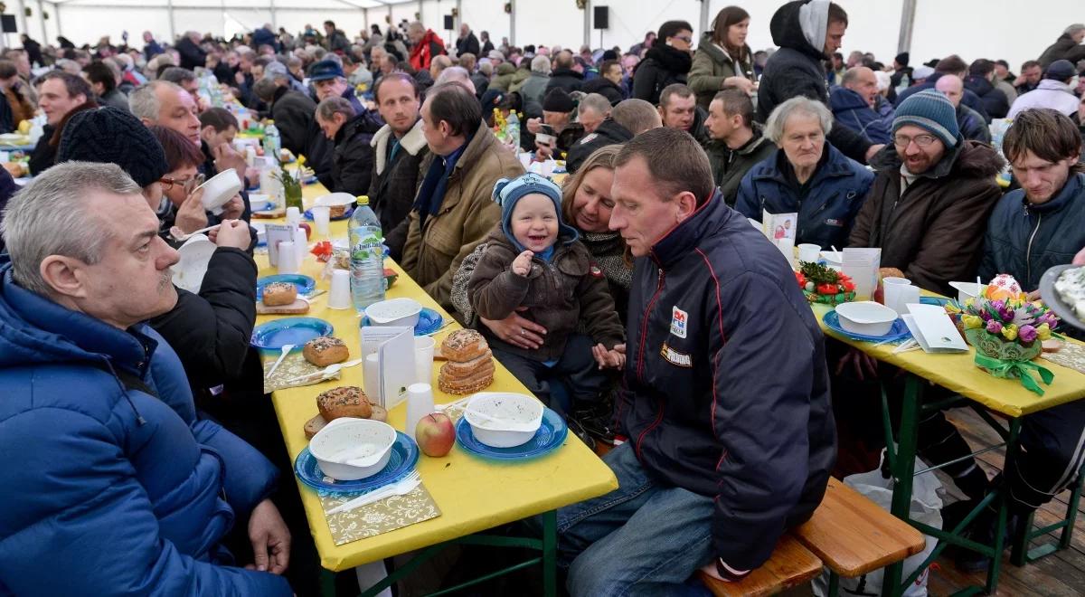 Śniadania wielkanocne dla samotnych. "Święta są po to, żeby komuś pomóc"