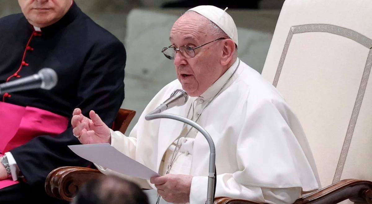 Świąteczne przesłanie papieża Franciszka. "Jesteśmy wezwani, aby podążać ku Jezusowi"
