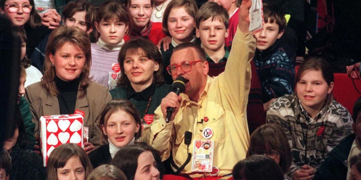 32 lata niezwykłej historii pomagania. WOŚP pisze kolejną, piękną kartę