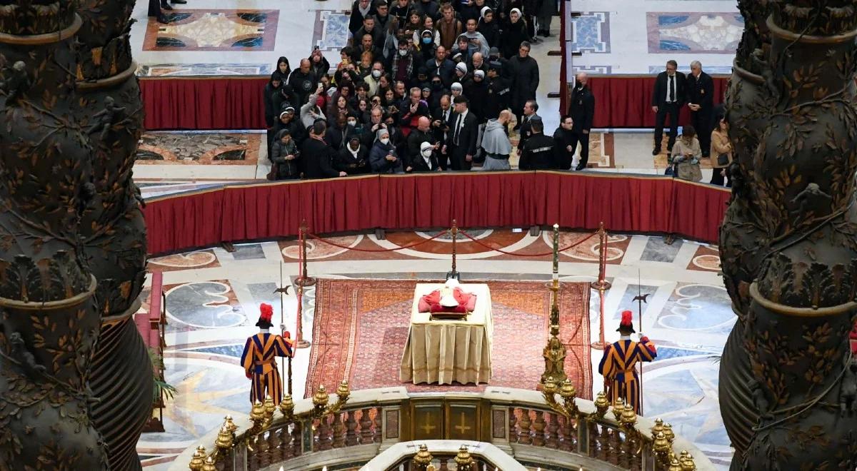 Benedykt XVI spocznie tam, gdzie był grób Jana Pawła II. Watykan potwierdza