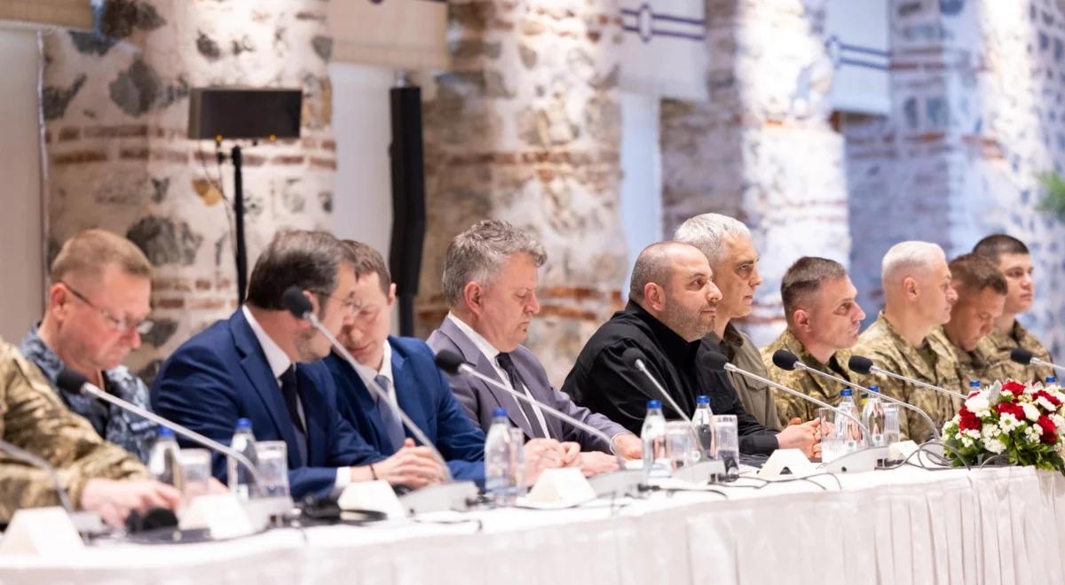 Szantaż Kremla w Stambule. Mediński grozi „wieczną wojną”