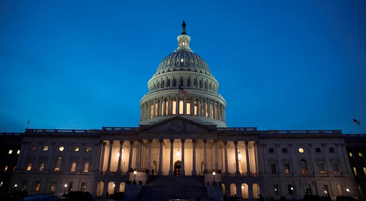 Senat USA przyjął ustawę o reformie systemu podatkowego 