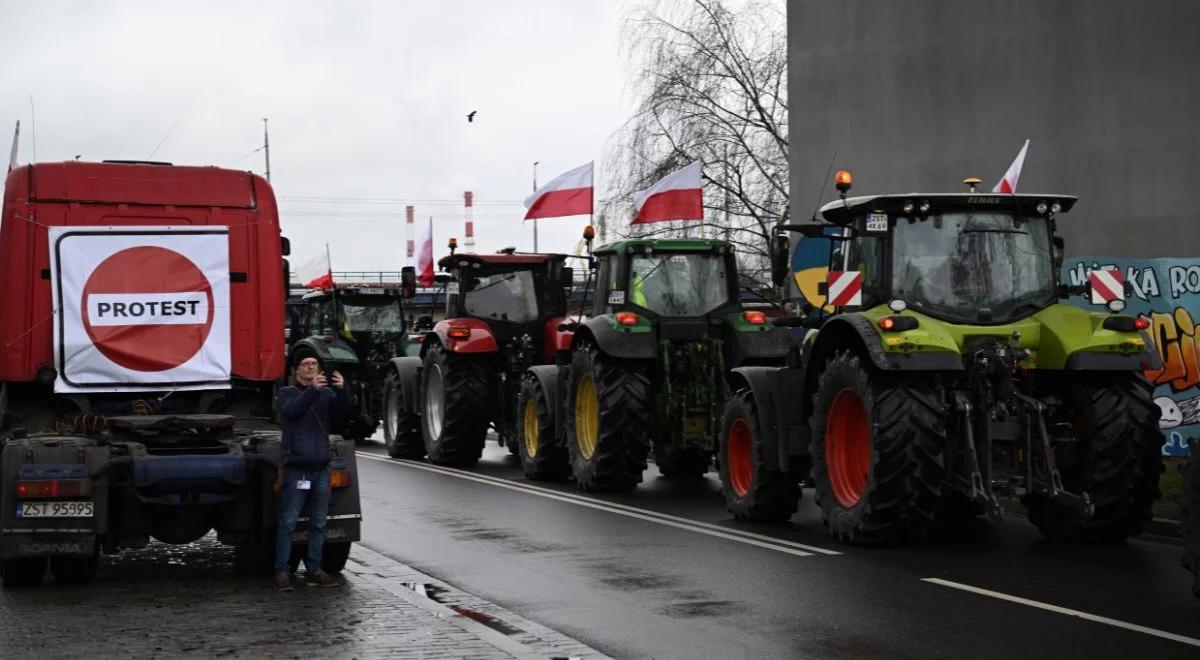 Protest rolników. Antyukraiński transparent na manifestacji. Organizator tłumaczy