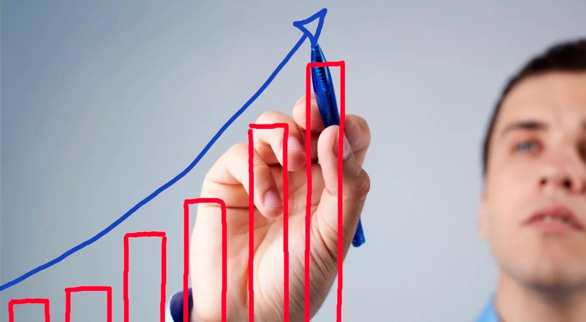 Wzrost PKB: polska gospodarka urośnie w 2017 r. o co najmniej 3,7 procent
