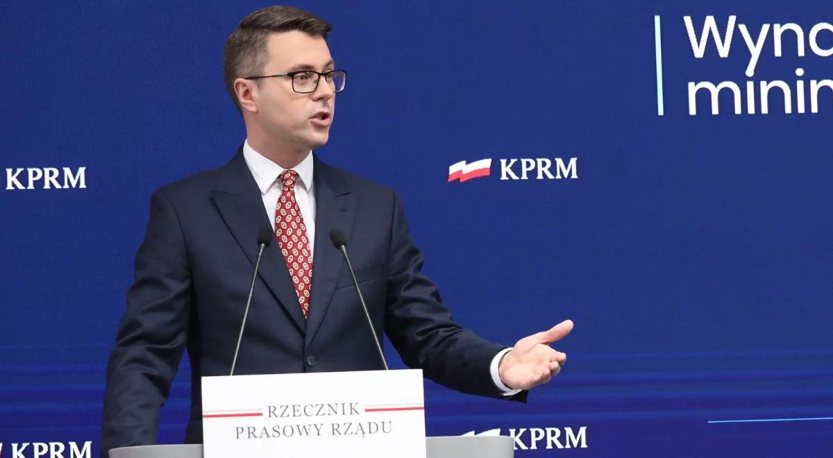 Podwyżki dla polityków. Rzecznik rządu odpowiedział jednoznacznie