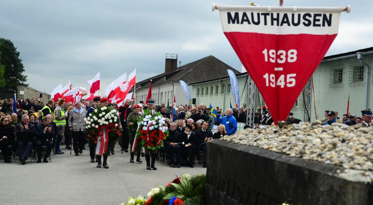 Uroczystości 74. rocznicy wyzwolenia obozów Mauthausen/Gusen z udziałem Piotra Glińskiego