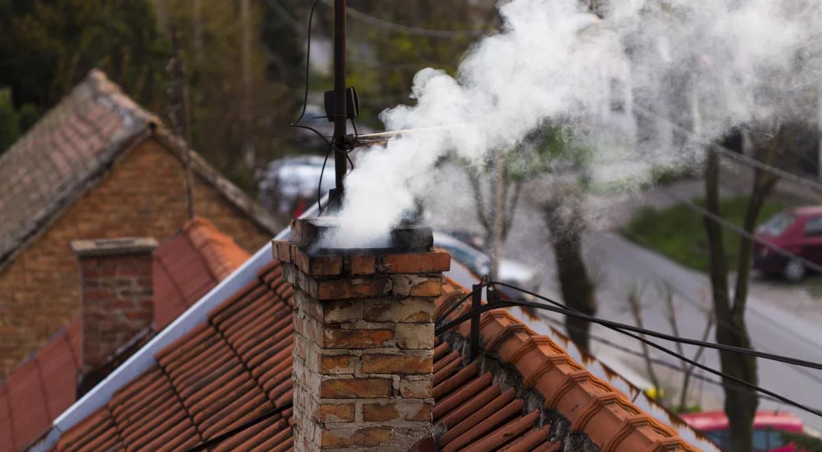 W programie "Czyste Powietrze" złożono ponad 411 tys. wniosków. Można otrzymać nawet 69 tys. zł. wsparcia