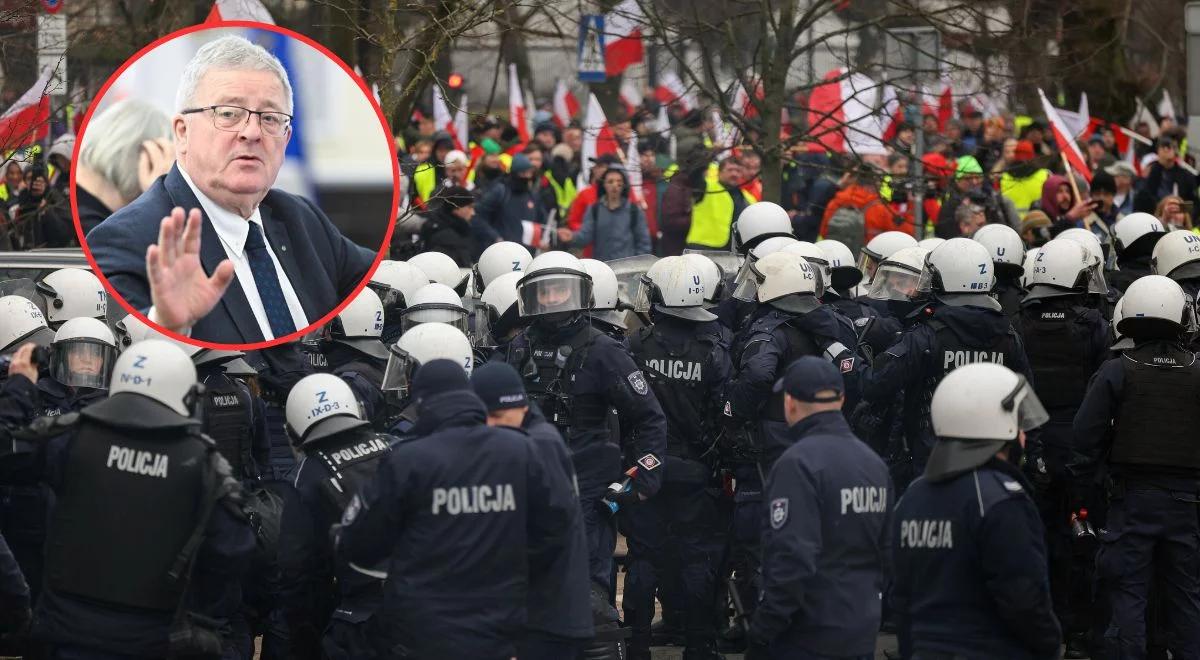 Niespokojny protest rolników. Siekierski: wina działań "wspomagaczy"