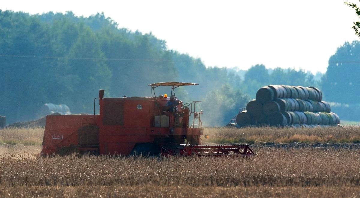 Kiedy decyzja ws. 100 mln euro dla rolników? Janusz Wojciechowski podał termin