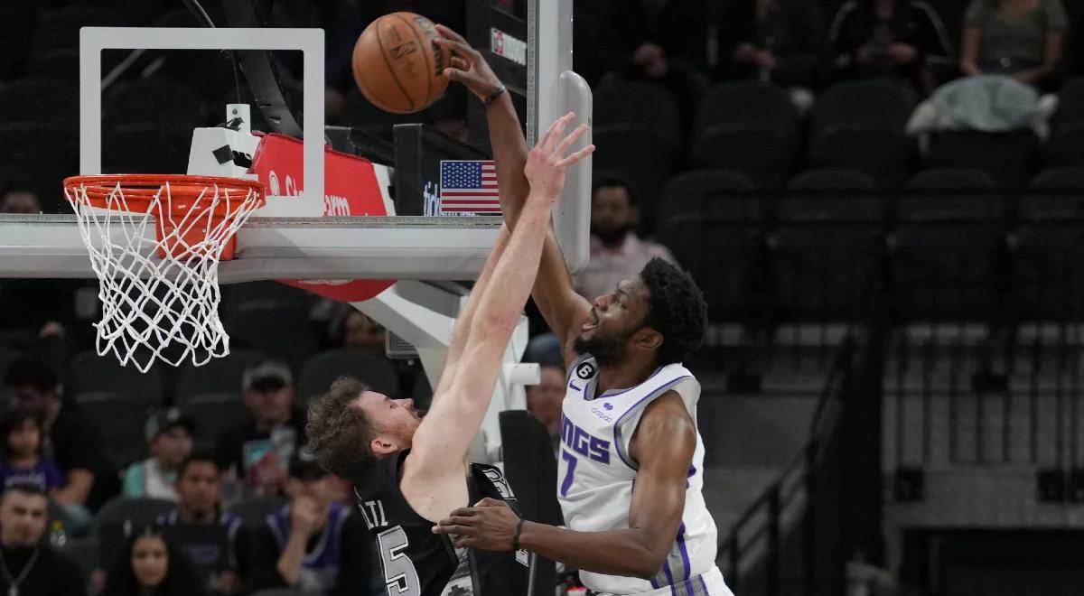 NBA: trwa seria porażek San Antonio Spurs. 15 punktów Sochana