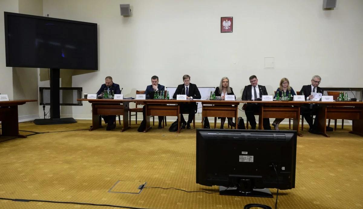 Afera Amber Gold: przesłuchania funkcjonariuszy ABW. "Nie mam sobie nic do zarzucenia"