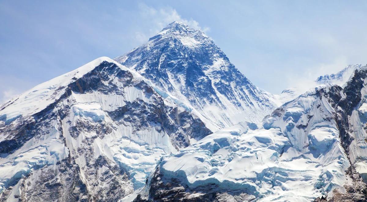 "Nie ma dla nas rzeczy niemożliwych". Premier w 40. rocznicę zimowego zdobycia Mount Everestu