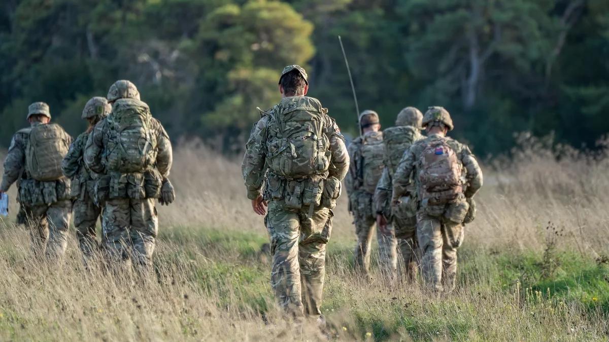 Brytyjski premier: nie ma planów, by nasi żołnierze szkolili wojskowych na Ukrainie