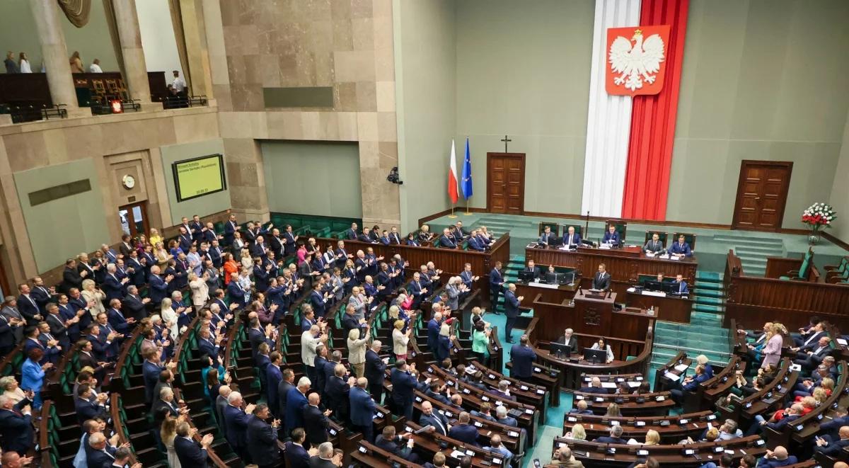 Przyśpieszone wybory parlamentarne? Jest nowy sondaż