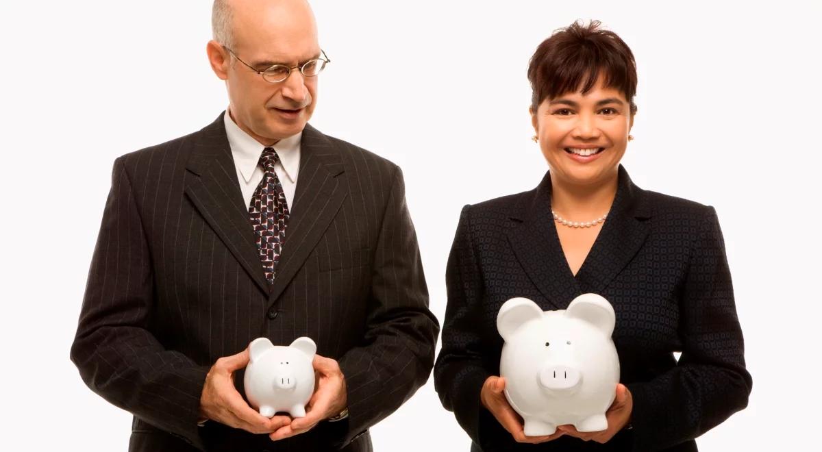 NBP: lepsza sytuacja finansowa gospodarstw domowych w IV kw. 2014 r.