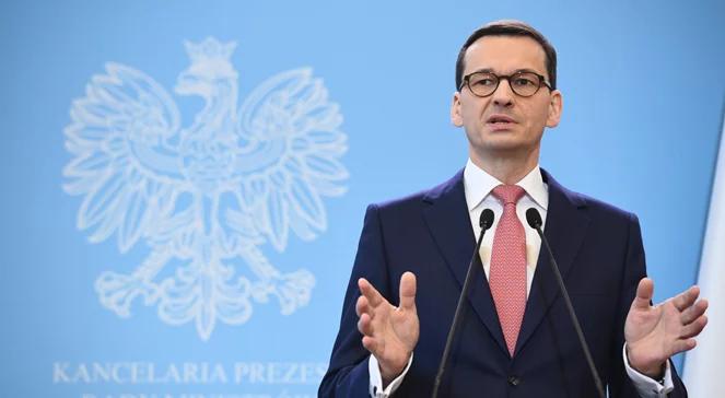 Redukcje w administracji: odchodzi 17 wiceministrów. Komentarze