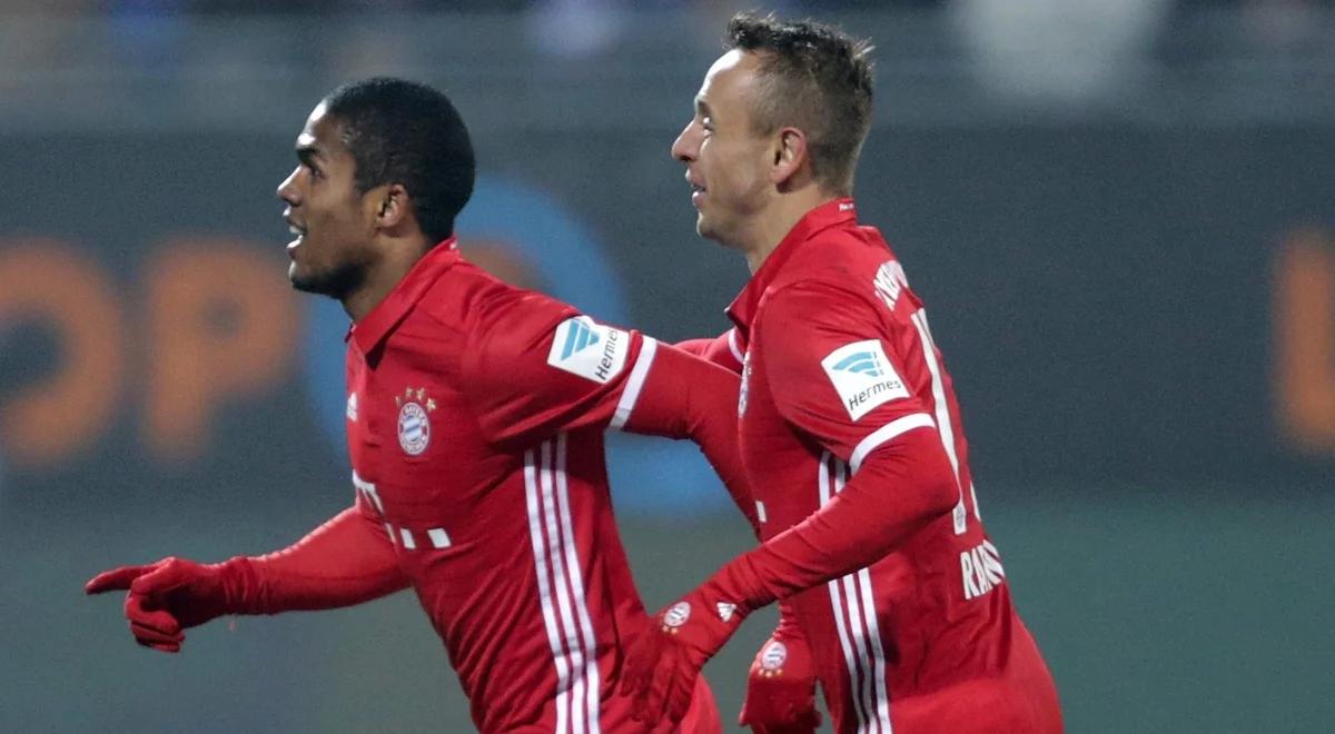 Bundesliga: Bayern po skromnej wygranej znów jest liderem. Douglas bohaterem Bawarczyków