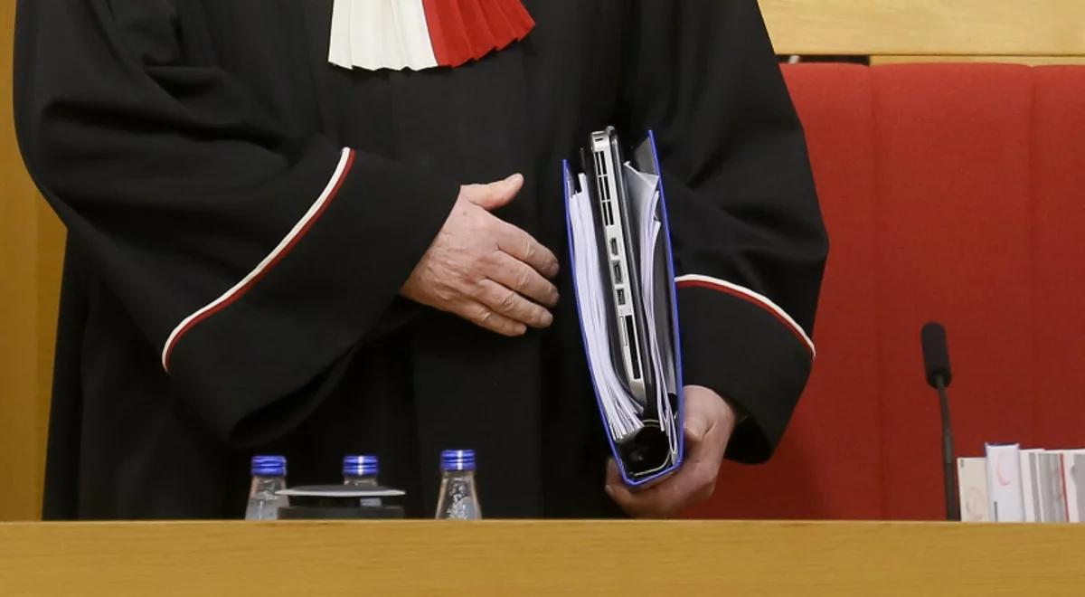 Trybunał Konstytucyjny: przepisy dotyczące przywracania celników do służby zgodne z konstytucją