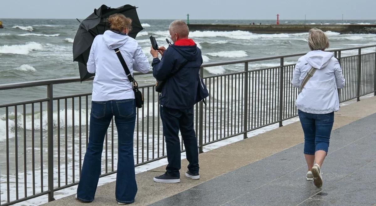Cztery województwa zagrożone wichurą. IMGW wydał żółte alerty