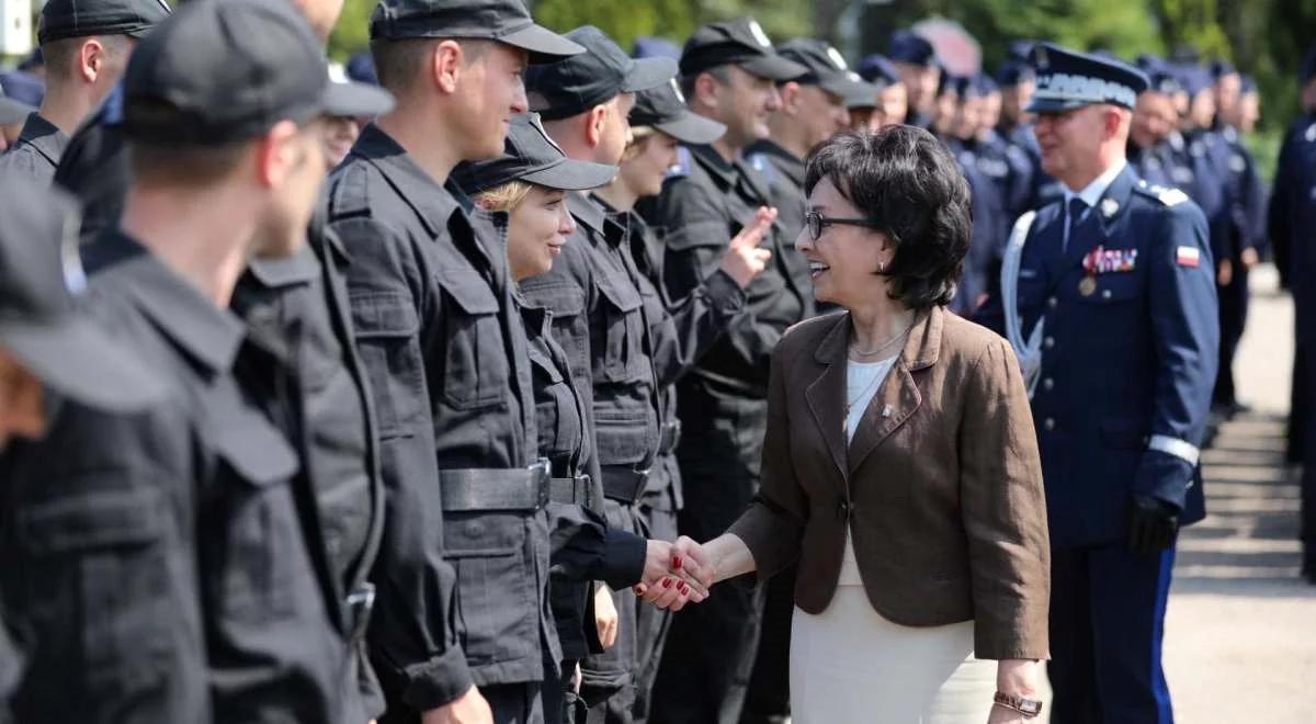 Elżbieta Witek w Szczytnie: bycie oficerem to olbrzymia odpowiedzialność