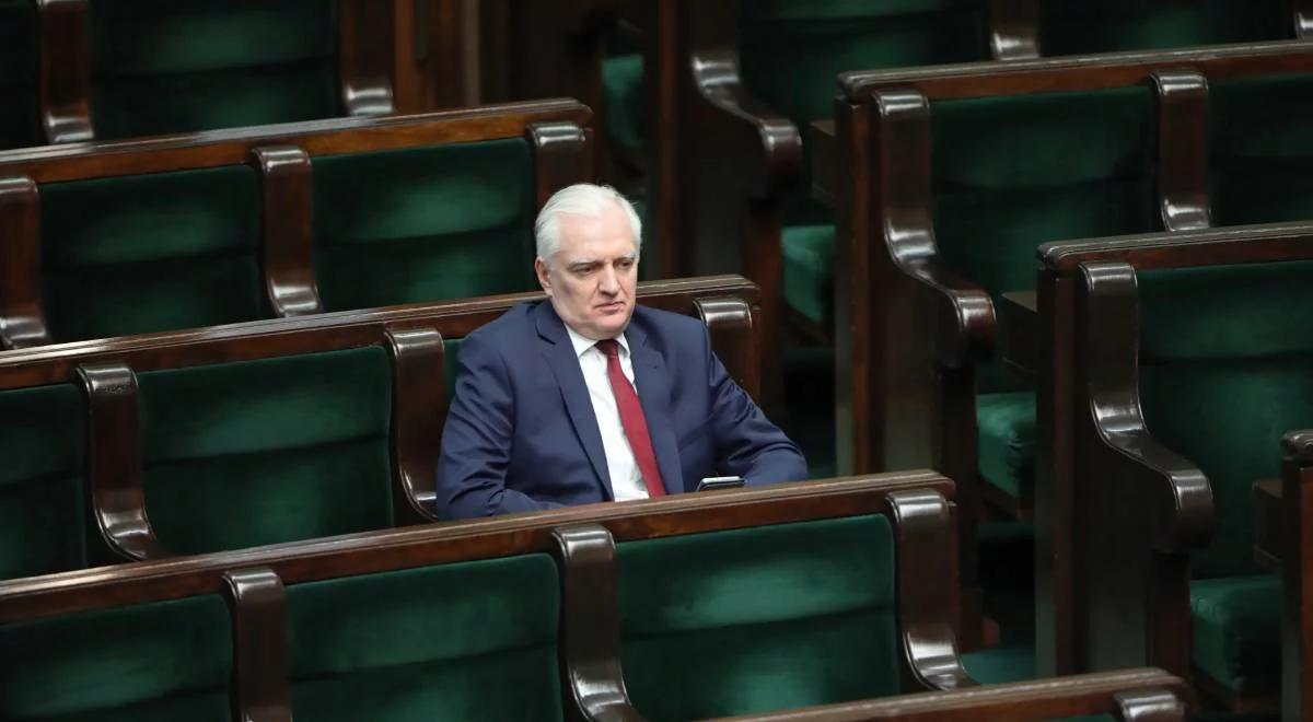 "Część partyjnych kolegów była zaskoczona jego postawą". Dr Karnkowski o dymisji Gowina