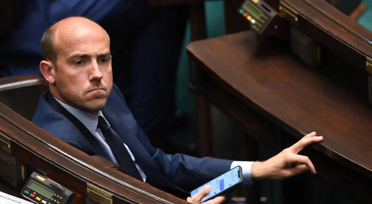 Opozycja drwi z programu "Moja woda". Prof. Ryba: takie zachowanie było przyczyną porażek PO