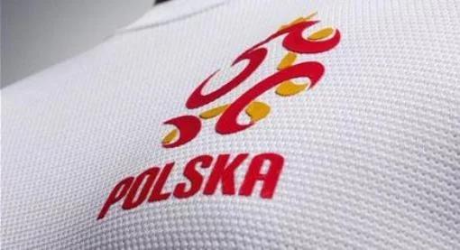 Obecność orzełka na koszulce nie podlega dyskusji