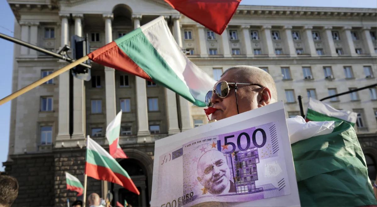 Bułgaria wchodzi do strefy euro. Społeczeństwo głęboko podzielone