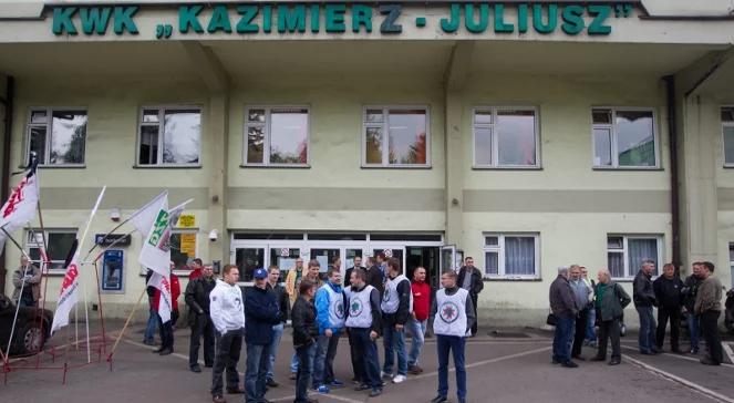Górnicy z kopalni Kazimierz-Juliusz strajkują już trzeci dzień