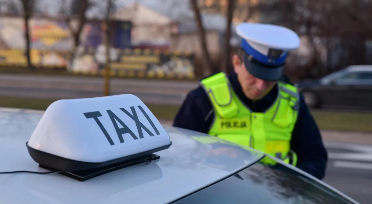 Posypały się mandaty i pouczenia. Podlascy policjanci skontrolowali taksówkarzy