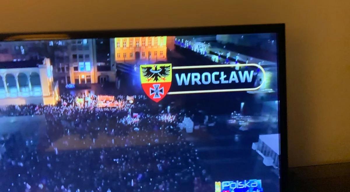 Wpadka TVN24 podczas relacji z protestów. Zamieszczono nazistowski herb