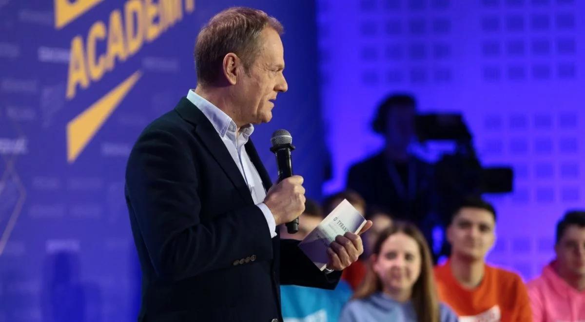 Donald Tusk po raz kolejny grzmi nt. CPK. "Zatrzymamy tę inwestycję"