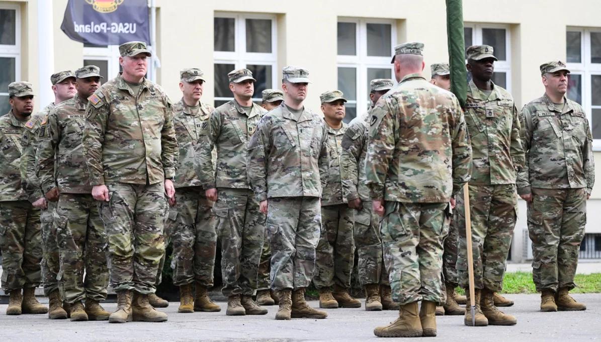Pierwszy garnizon USA w Polsce. Przydacz: to wzmacnia nasze bezpieczeństwo i ma wpływ na sytuację gospodarczą 