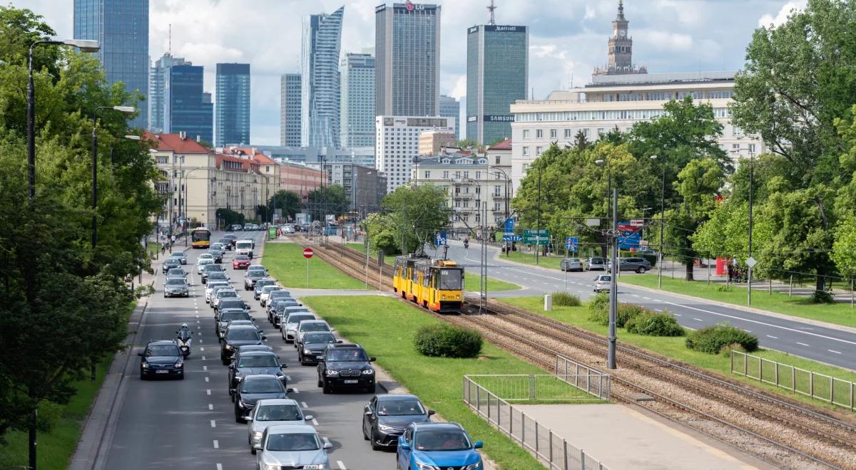 Masz stary samochód? Od lipca nie wjedziesz do centrum Warszawy