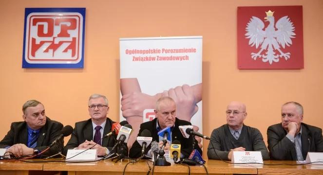 OPZZ ogłasza pogotowie strajkowe i żąda spotkania związków zawodowych z Ewą Kopacz