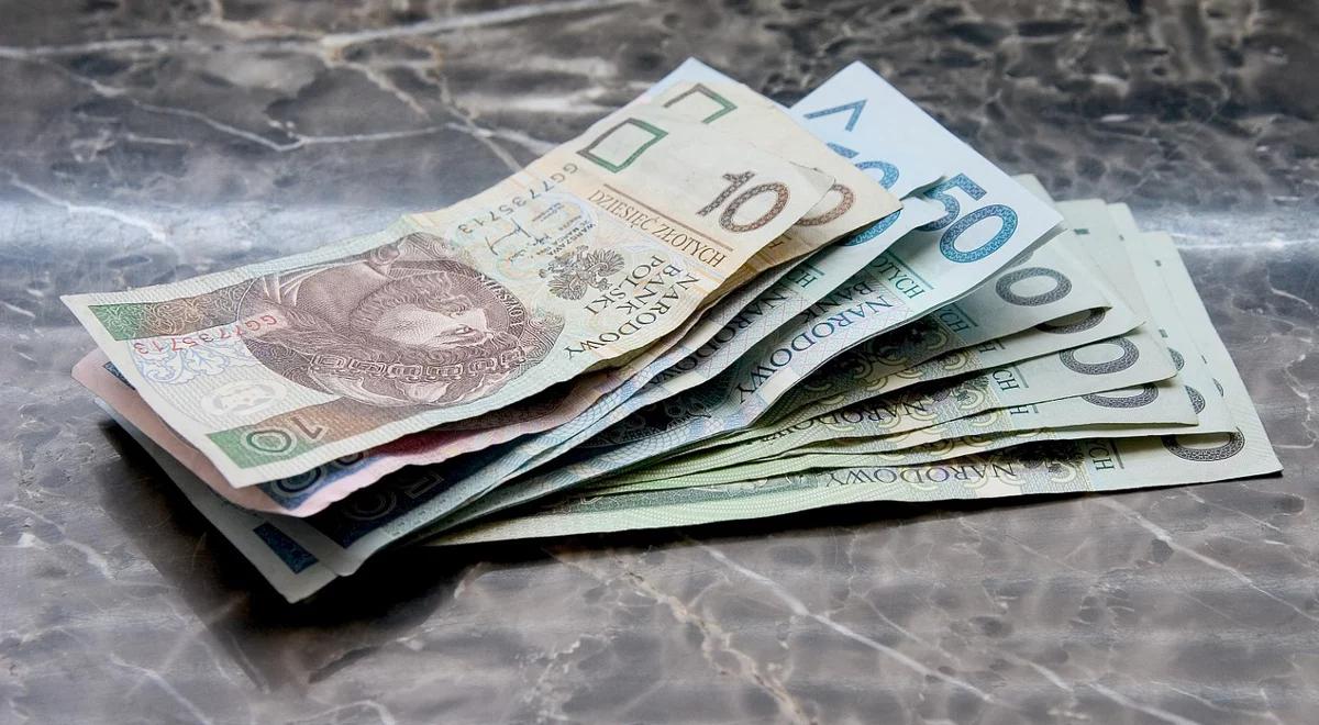 Dolar słabnie: dojdzie w Polsce do 3,60-3,62 zł