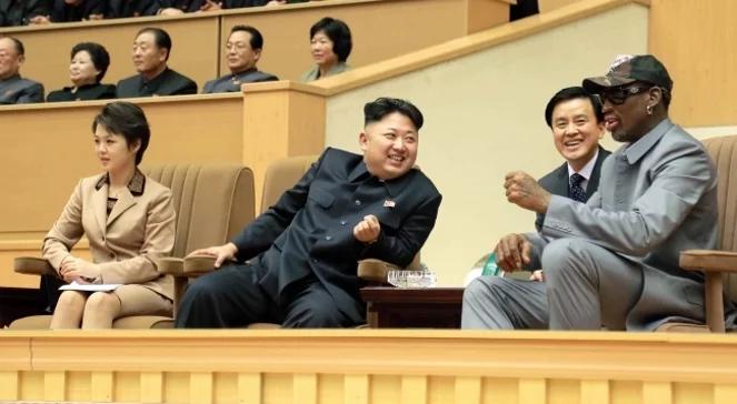 Dennis Rodman w Korei Północnej. Koszykarz przeprasza: byłem pijany i zmęczony