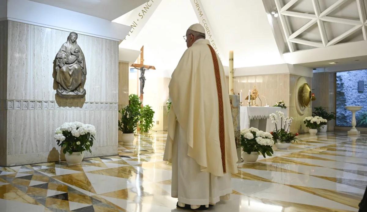 "Módlmy się za Europę". Papież apeluje o jedność państw UE w walce z pandemią