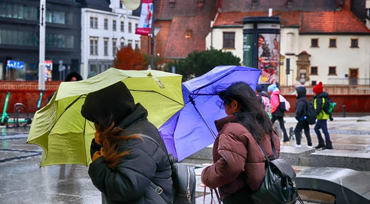 Pogoda w sylwestra i Nowy Rok. IMGW ostrzega przed silnym wiatrem