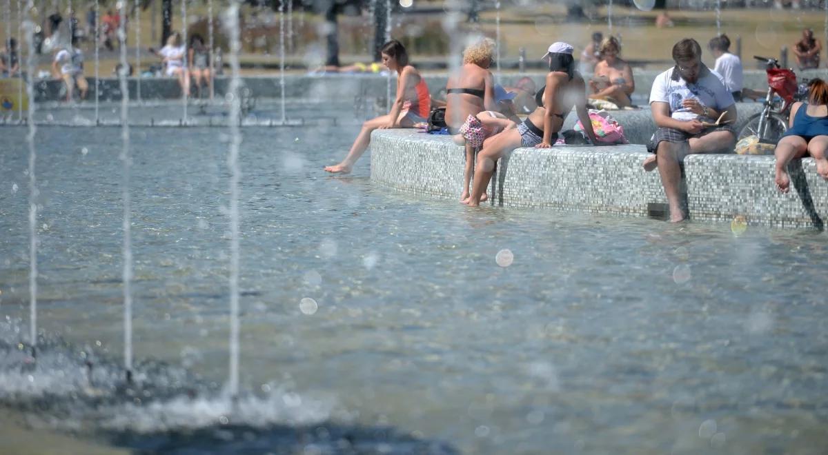 Pogoda na dziś: do Polski dotarło gorące powietrze znad Sahary.  IMGW wydał ostrzeżenia najwyższego stopnia